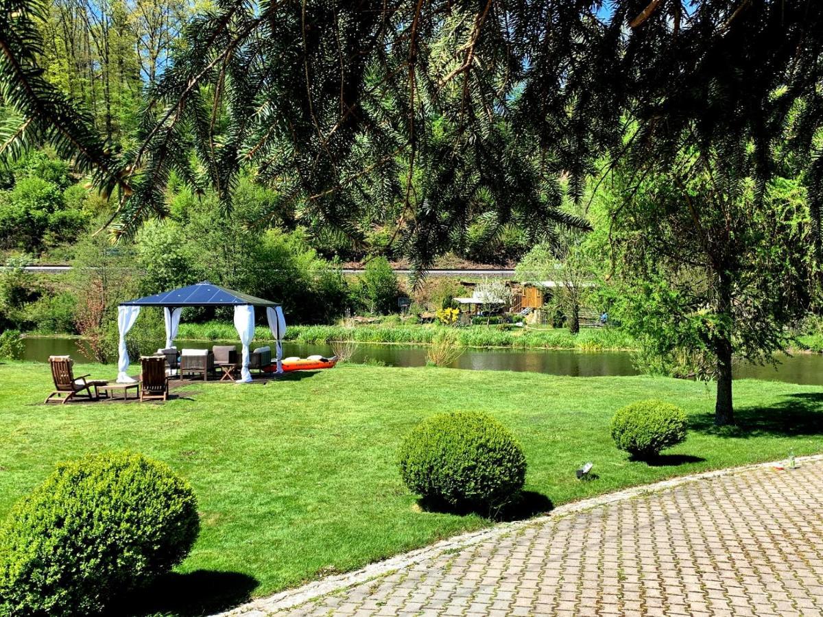 Apartment Direkt An Der Waldnaab 노이슈타트안데르발나브 외부 사진