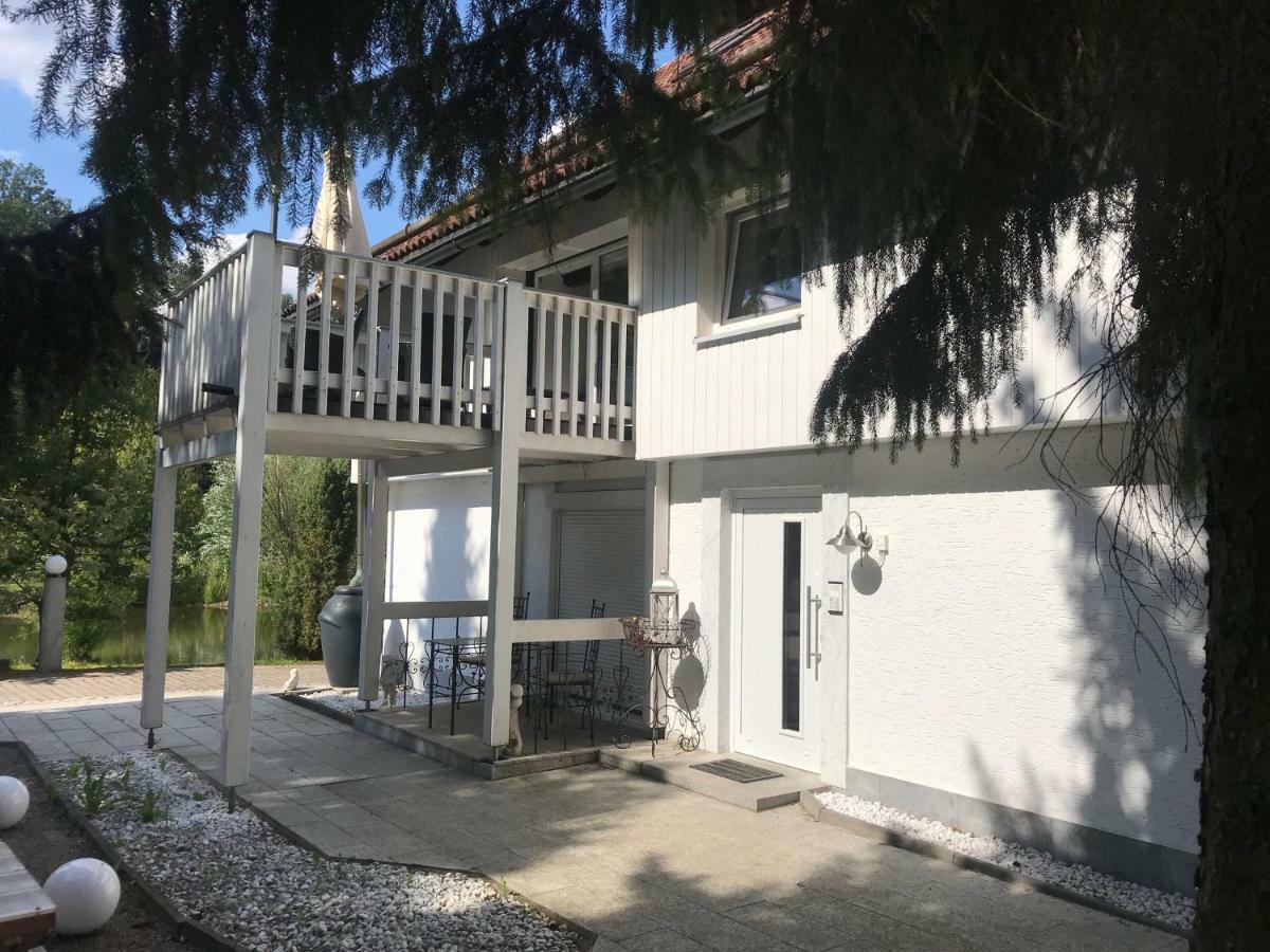 Apartment Direkt An Der Waldnaab 노이슈타트안데르발나브 외부 사진